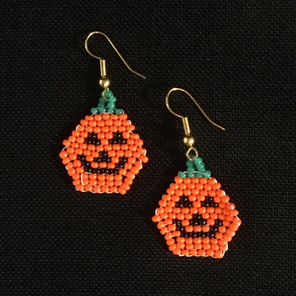Beaded Jack O' Lantern Earrings (new)